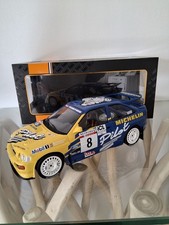 Ford ESCORT 1/18 IXO MICHELIN