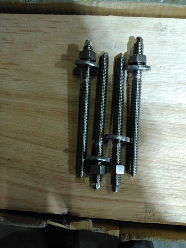 Tiges filetées pour - 4,