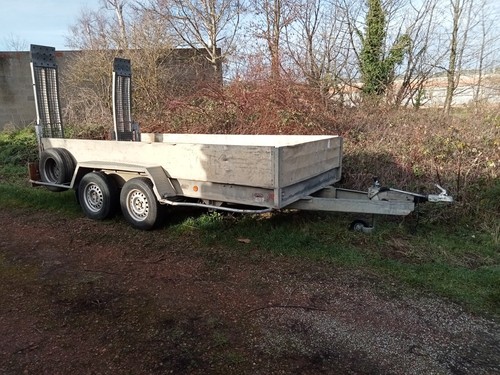 Remorque porte engin - remorque,