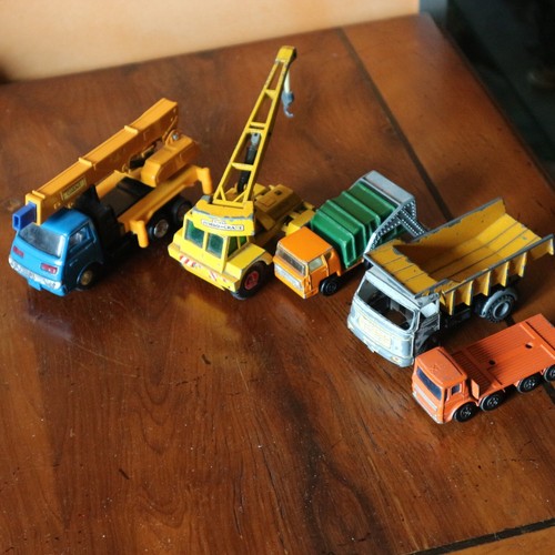 Lot camions miniatures - de,