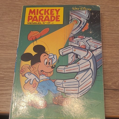 Walt disney mickey - walt, parade