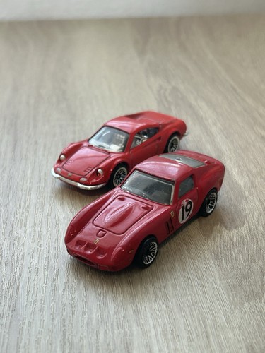 R1853 voiture lot hotwheels - voiture,