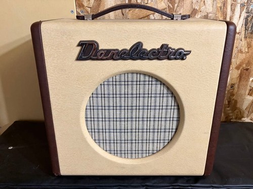 Danelectro guitar amplifier - danelectro,