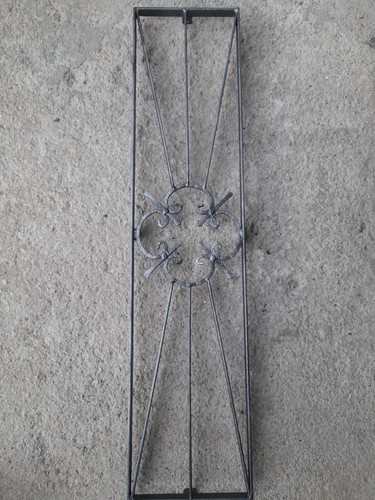 Grille protection fer forgé - grille,