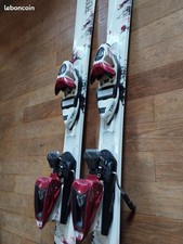 Paire de ski blancs rossignol 1m38 débutant/intermédiaire