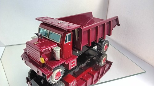 Camion à benne - t.n.,