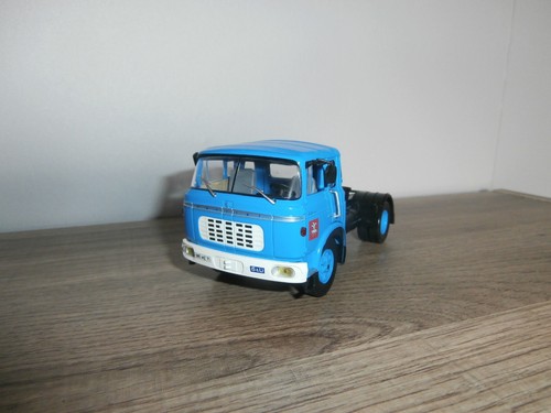 43e tracteur semi - 1/43e,