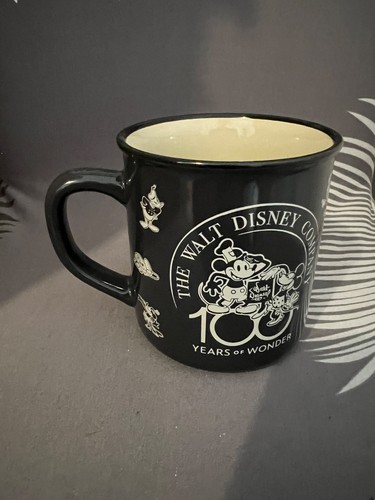 Mug the walt disney company - walt,