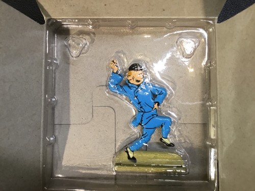 Figurine tintin métal - tintin, 2d