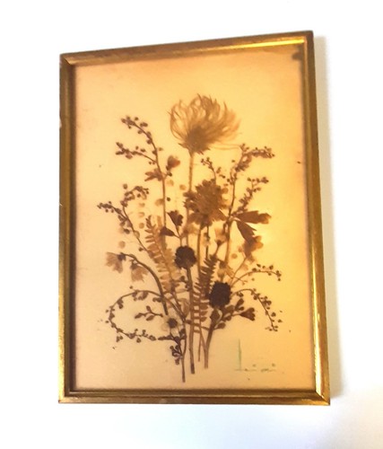 Cadre dore avec composition - avec,
