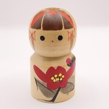 Mini poupée KOKESHI créative