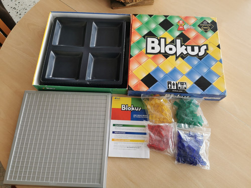 Jeu blokus complet - complet, avec