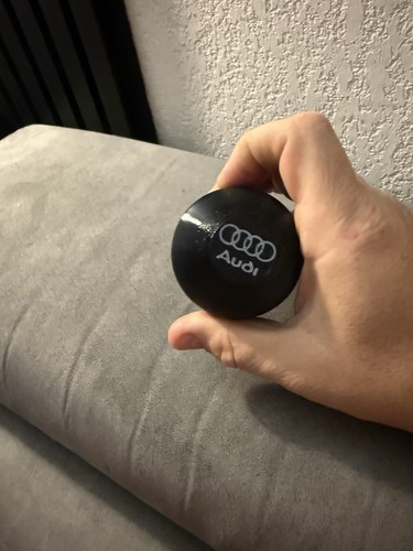 Cache boule attelage - boule, audi