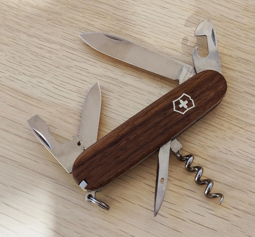 Victorinox swiss army knife - victorinox,