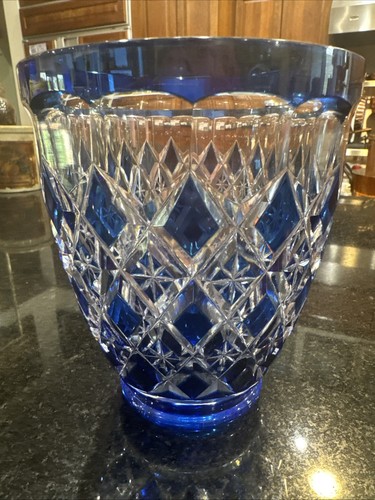 Exquisite signed val saint - val,