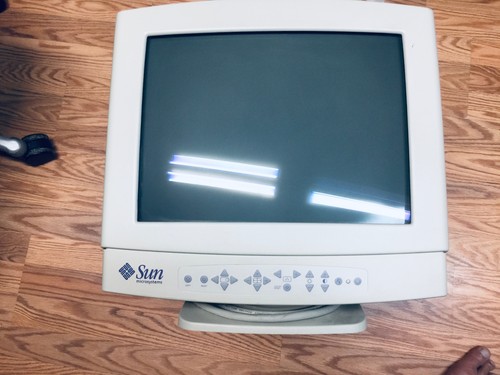 Sun crt monitor hd15 - 17",