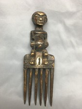 Très bon et ancien Peigne