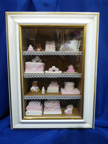 Vitrine miniature murale - miniature,