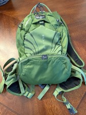 Osprey Raven 10 Hydraulics Green Backpack Hiking Climbing Camping Never Used
