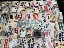 Lot de boutons anciens des années 40/50 et 60. Mercerie ancienne