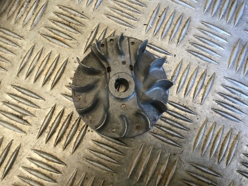 Volant moteur taille haie - moteur,