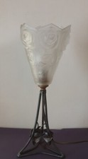 VERRERIE DES HANOTS, beautiful satin molded glass lamp, floral decor. Verlys