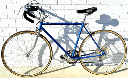 Vintage peugeot bicycle very - peugeot,