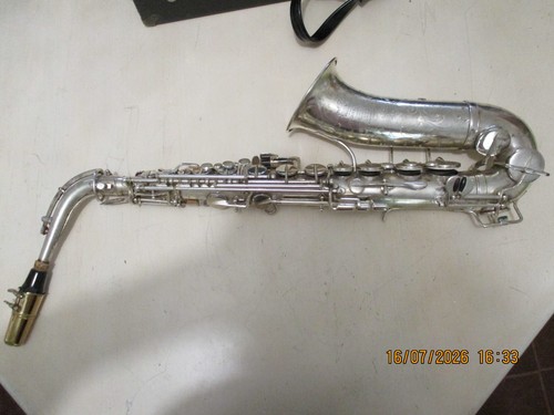 Saxophone estampillé couesnon - saxophone,