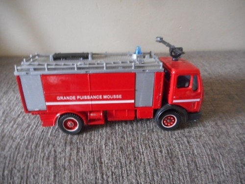 Camion pompiers mercedes - camion,