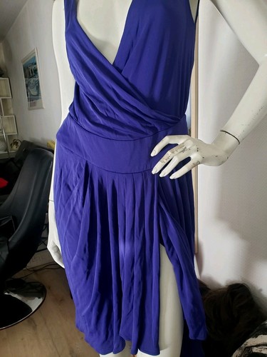Très jolie robe - , christian