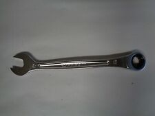 Clé à cliquet Facom 17mm