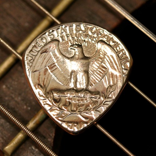 Coin guitar pick - pick, les