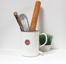 Bassin mural en tôle