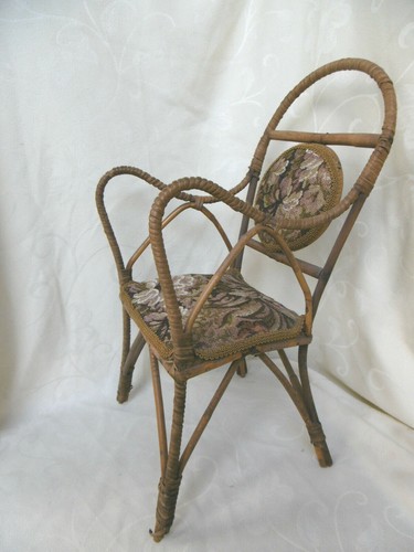 Superbe fauteuil poupée - superbe,