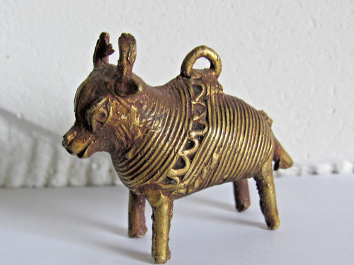 Ancien pendentif taureau art - ancien,