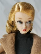 Barbie Fashion Model Collection Classic Camel Coat Doll Silkstone Articulated 