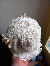 Coiffe brodée XIXe siècle