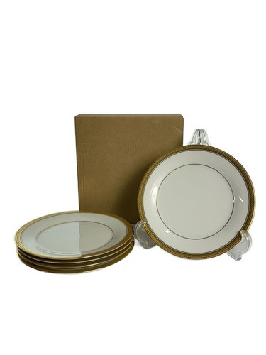 Ensemble assiettes - ensemble, d'assiettes