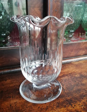 Joli Petit Vase en Cristal