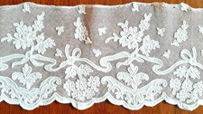 Broderie - Cornely  sur tulle