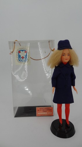 Poupee hotesse jeux olympiques - poupee,