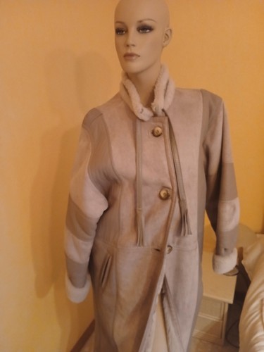 Manteau fourrure tres - tres, chaud