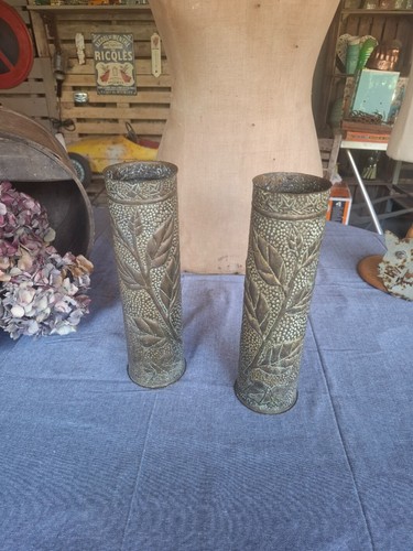 Vases obus sculptes par - obus,