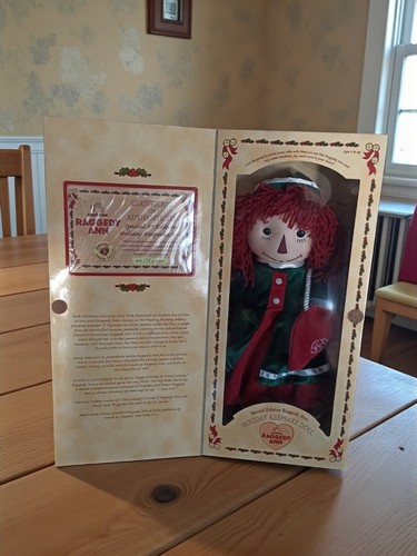 Raggedy ann holiday keepsake - ann,
