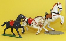 Starlux, lot de 3 chevaux à