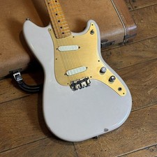 Fender Duo Sonic 1959 electric guitar