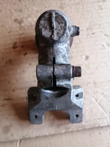 Renvoi angle - d'angle, (origine)