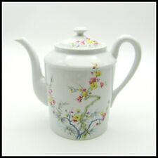 Limoges. Jammet-Seignolles. Verseuse en porcelaine décor polychrome de fleurs