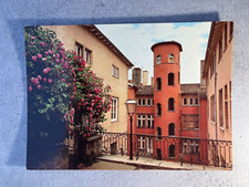 CPM LYON MAISON DU CRIBE TOUR RUE DU BOEUF