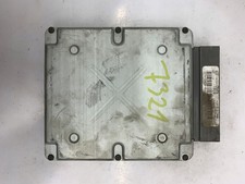 COMMANDEUR MOTEUR FORD